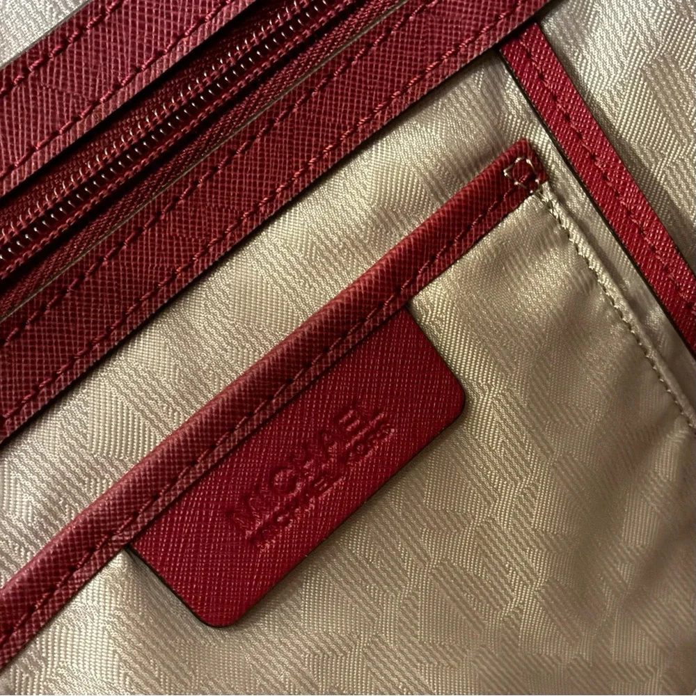 Michael Kors Jet Set Saffiano Leather Pocket Tote